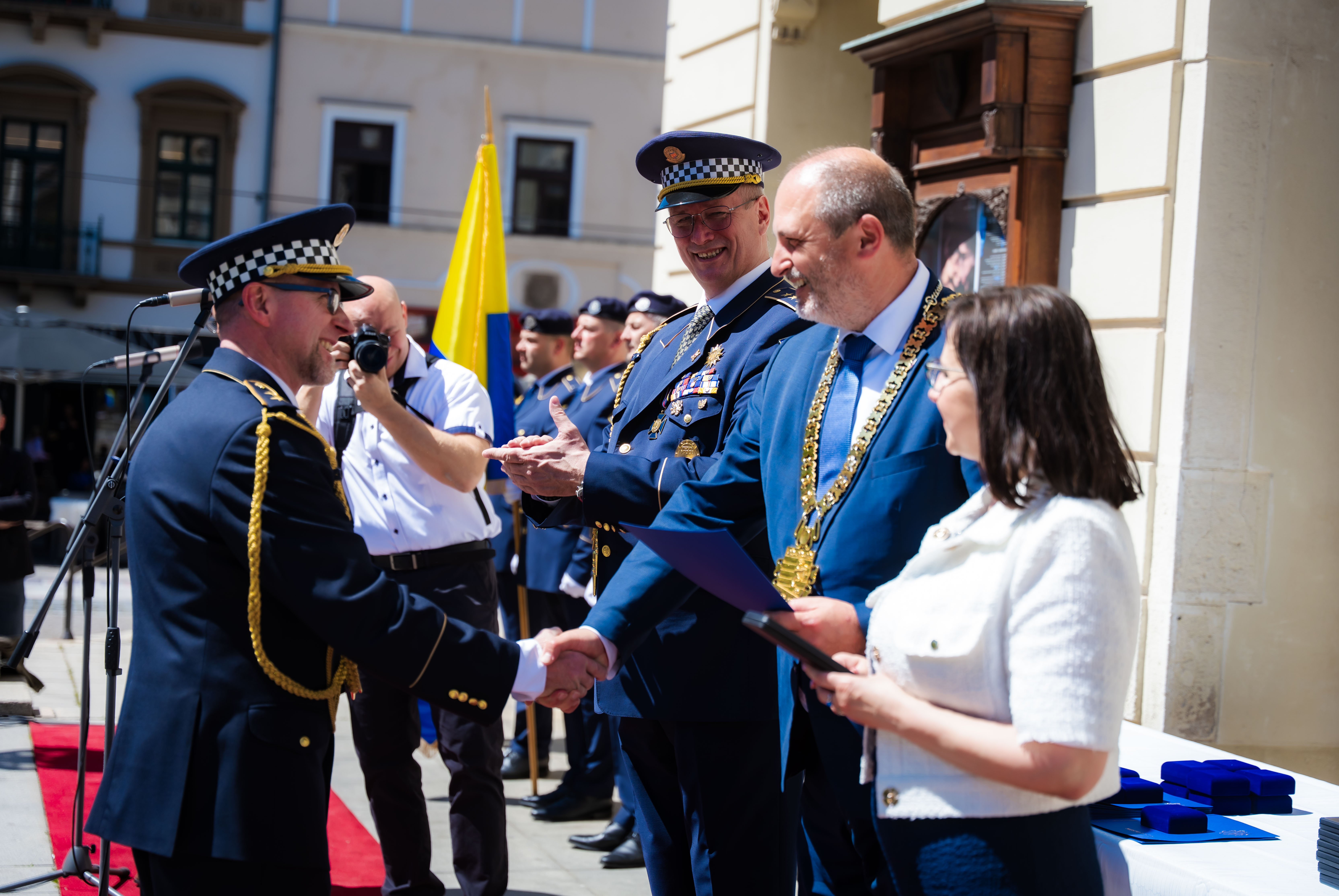 Slavnostne ocenovanie prislusnikov Mestskej policie mesta Kosice -1-64